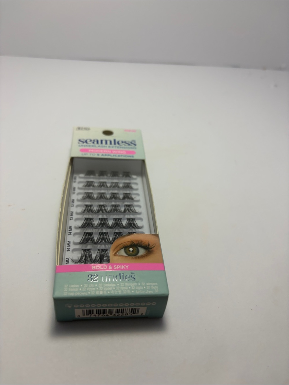 Bold & Spiky Individual False Eyelash Clusters - Black